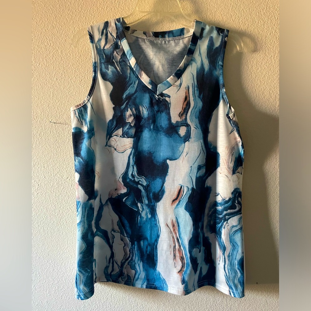 Artsy Marbled blue and white v-neck sleeveless top